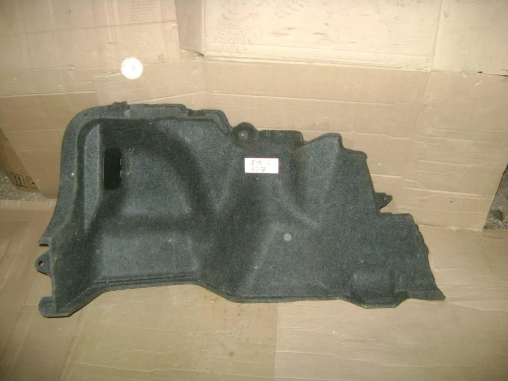 Обшивка багажника Toyota Corolla E150