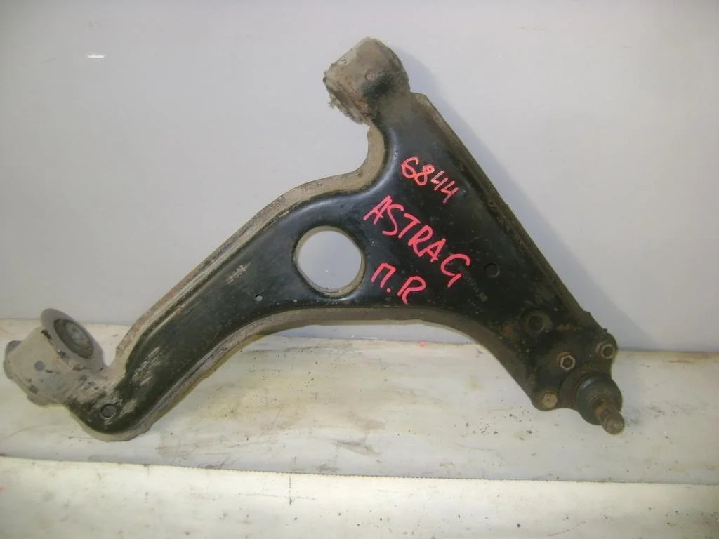 Рычаг передний правый Chevrolet Viva F69