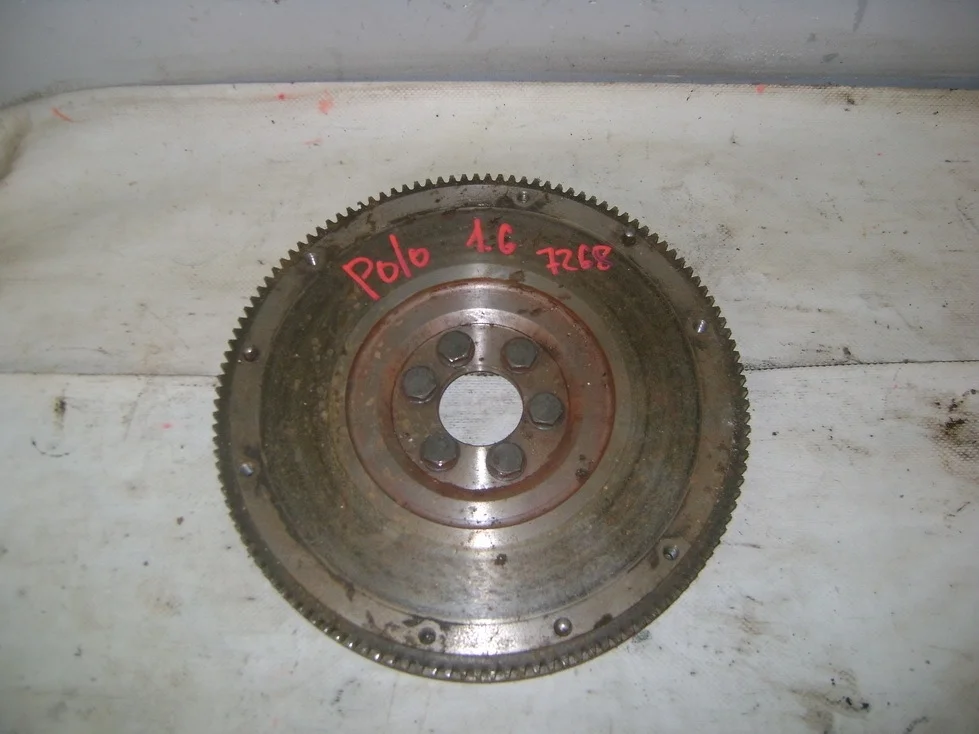 Маховик Volkswagen Polo 5