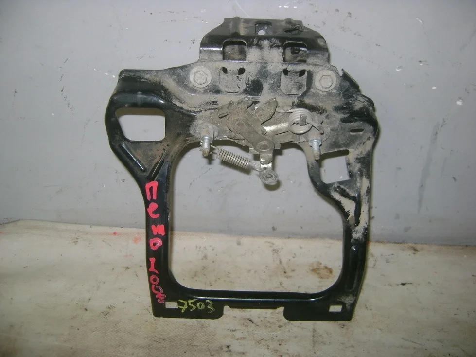 Замок багажника Peugeot 2008 2014 A94