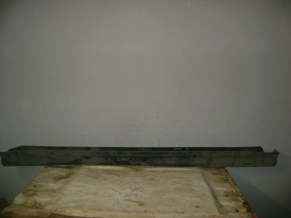 Накладка порог наружная Mitsubishi ASX 2010