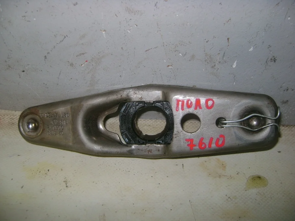 Вилка сцепления Volkswagen Polo 5