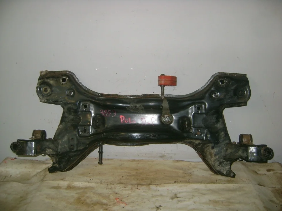 Подрамник Volkswagen Polo 5 2011