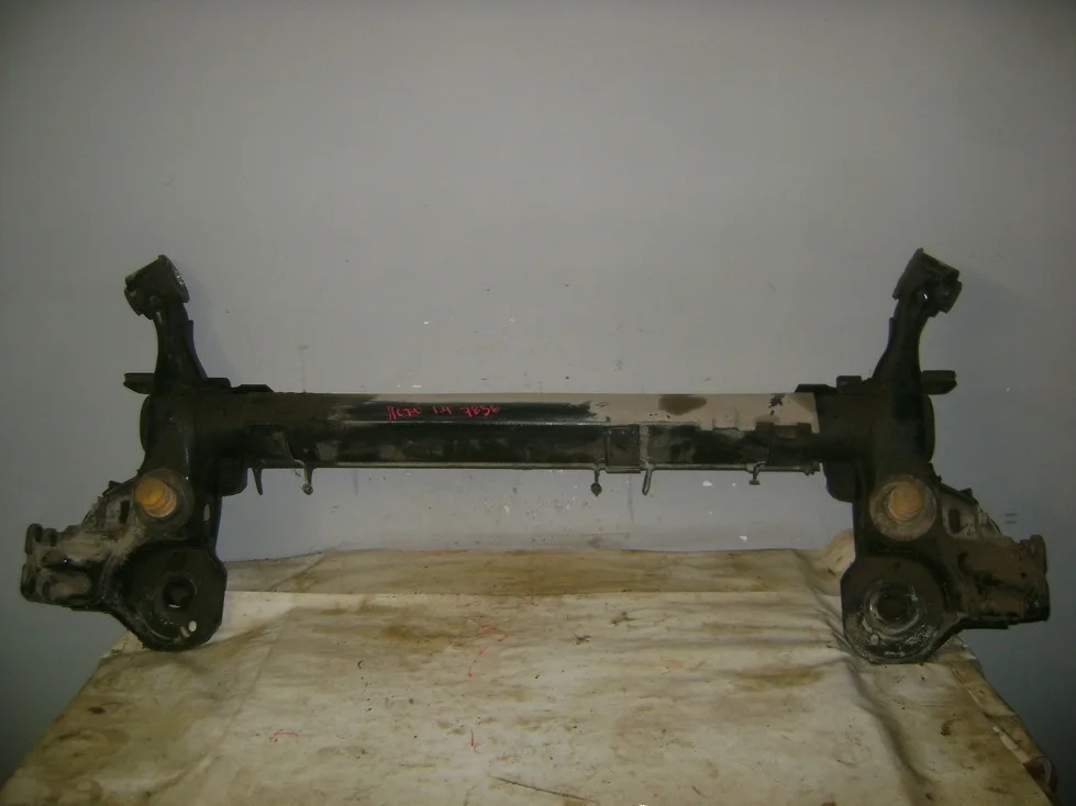 Балка задняя Peugeot 207