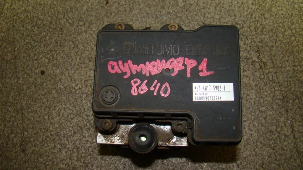 Блок abs Mitsubishi Outlander 1 CU