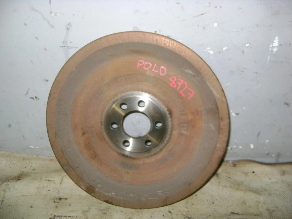 Маховик Volkswagen Polo 5 2011