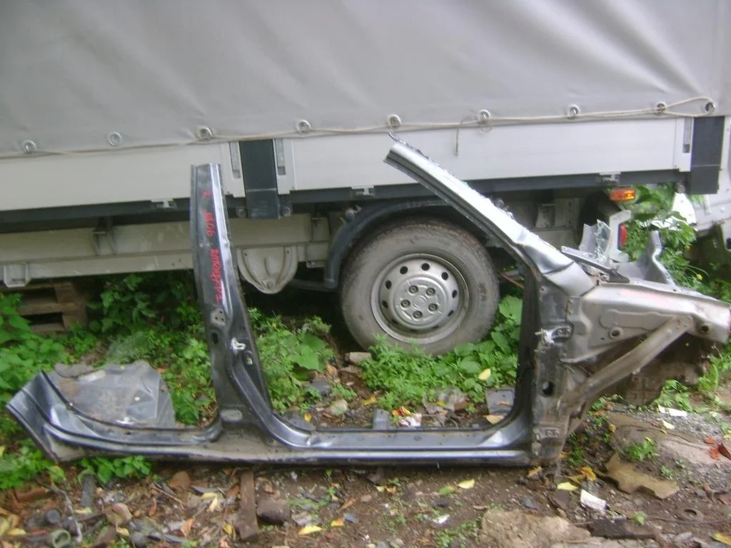 Порог со стойкой правый Mitsubishi Outlander 1 CU