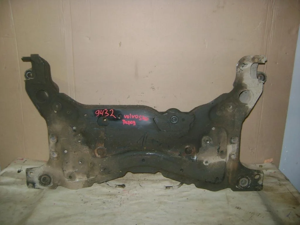 Подрамник Volvo S40 2 2008 MS