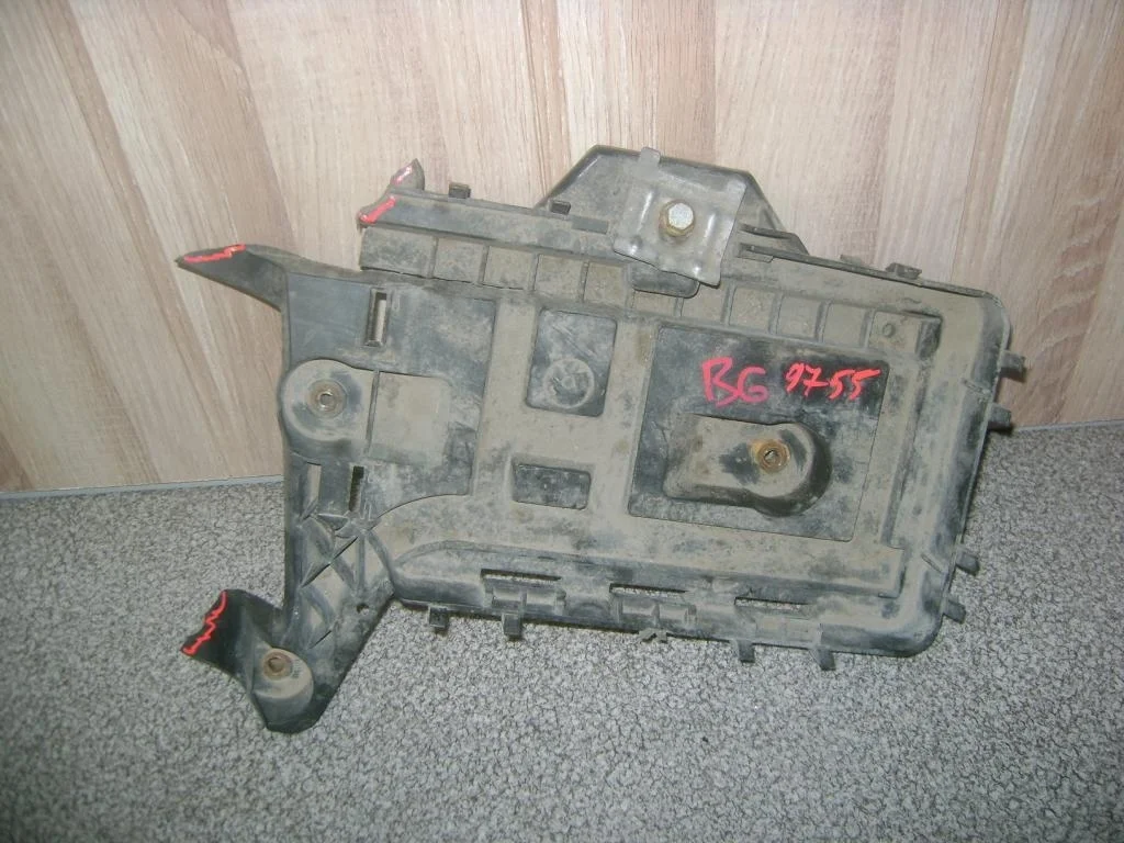 Крепление акб Volkswagen Passat 2008 B6