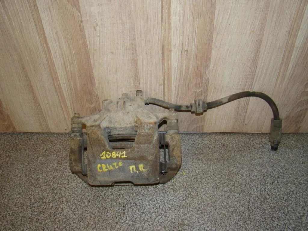 Суппорт передний правый Chevrolet Cruze 2014 J308