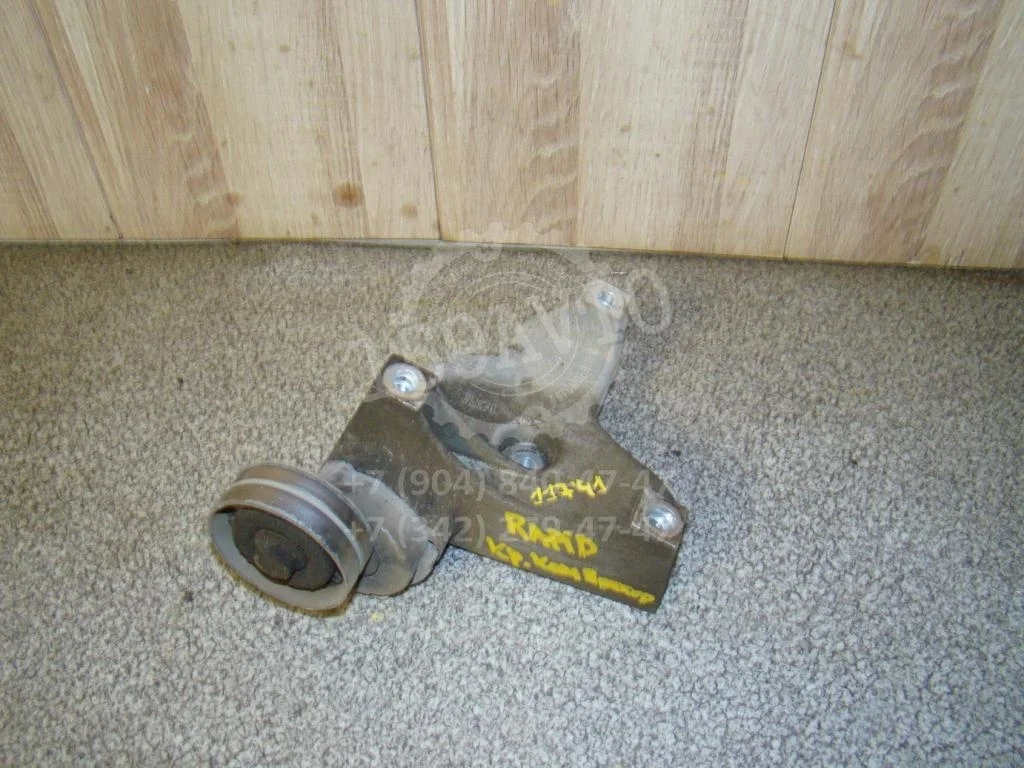 Кронштейн кондиционера Skoda Rapid 1 2014