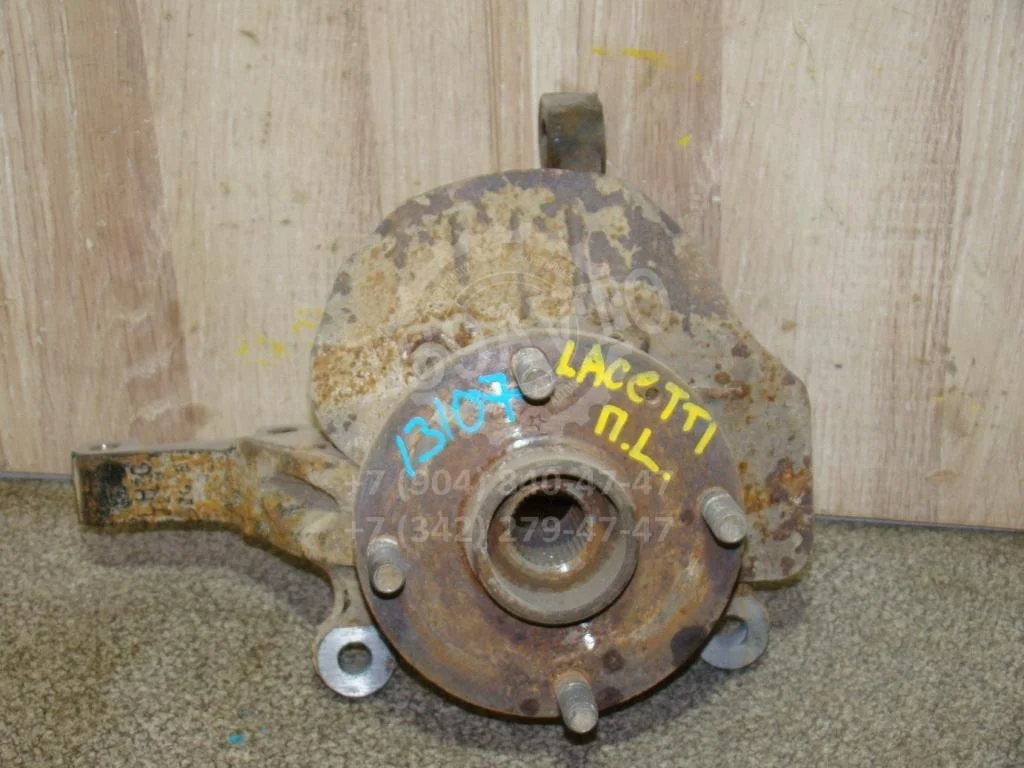 Кулак поворотный передний левый Chevrolet Lacetti 2011 J200