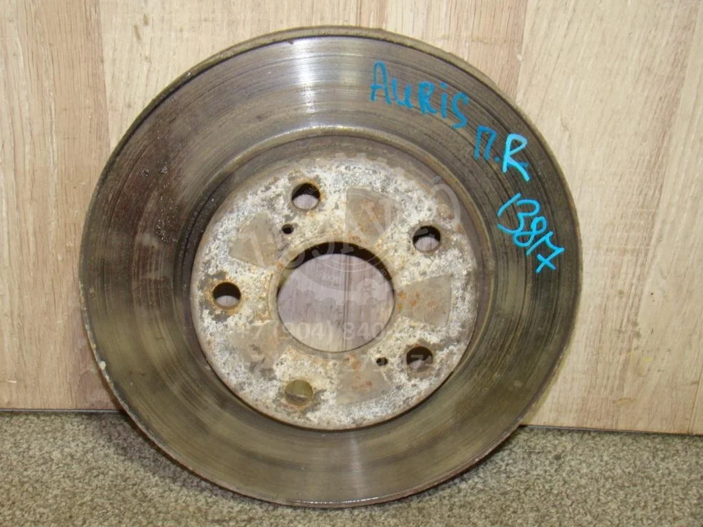 Диск тормозной передний вентилируемый Toyota Auris 2007 E150