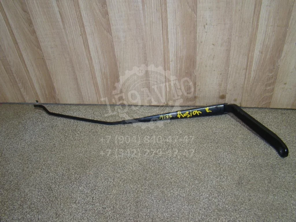 Поводок стеклоочистителя передний правый Ford Fusion 2007 CBK