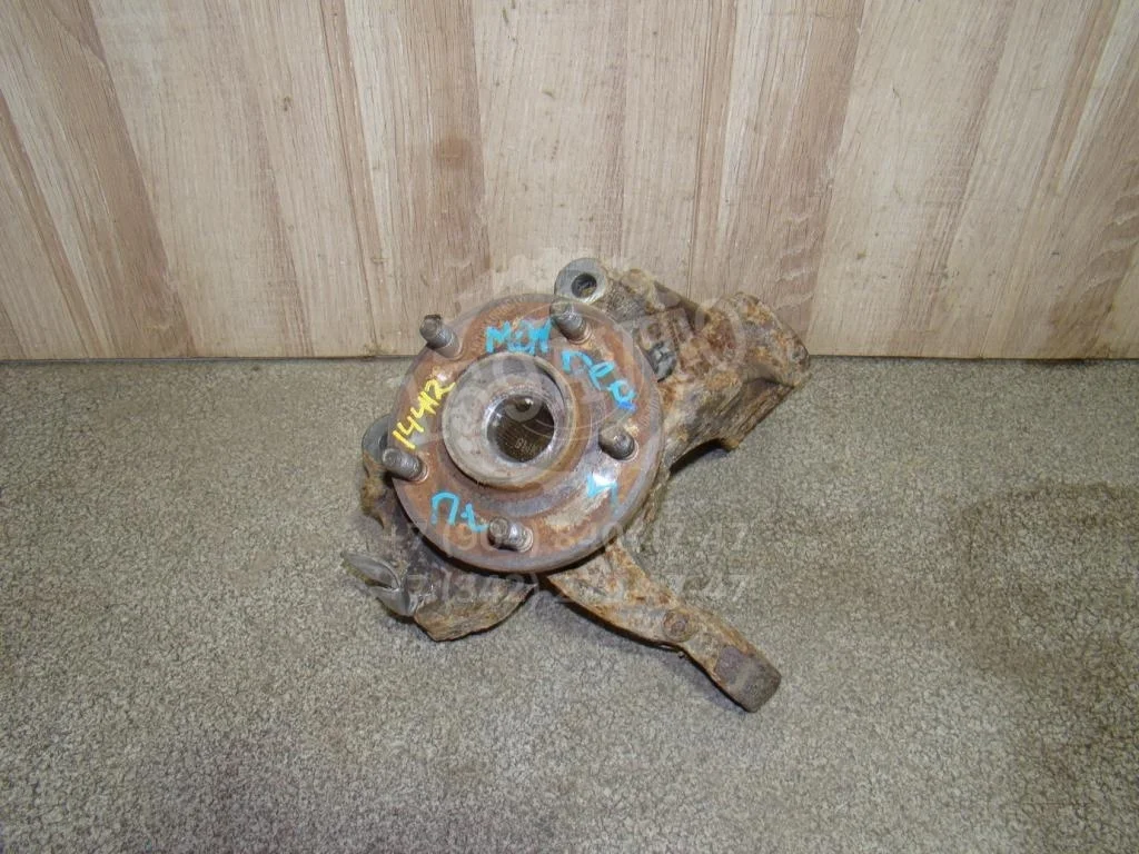 Кулак поворотный передний левый Ford Mondeo 2008 4