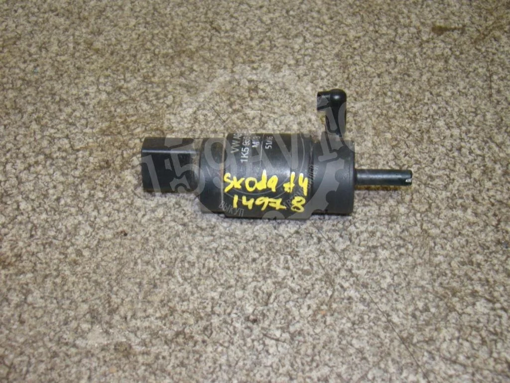 Насос омывателя Skoda Octavia 1 2007 A4