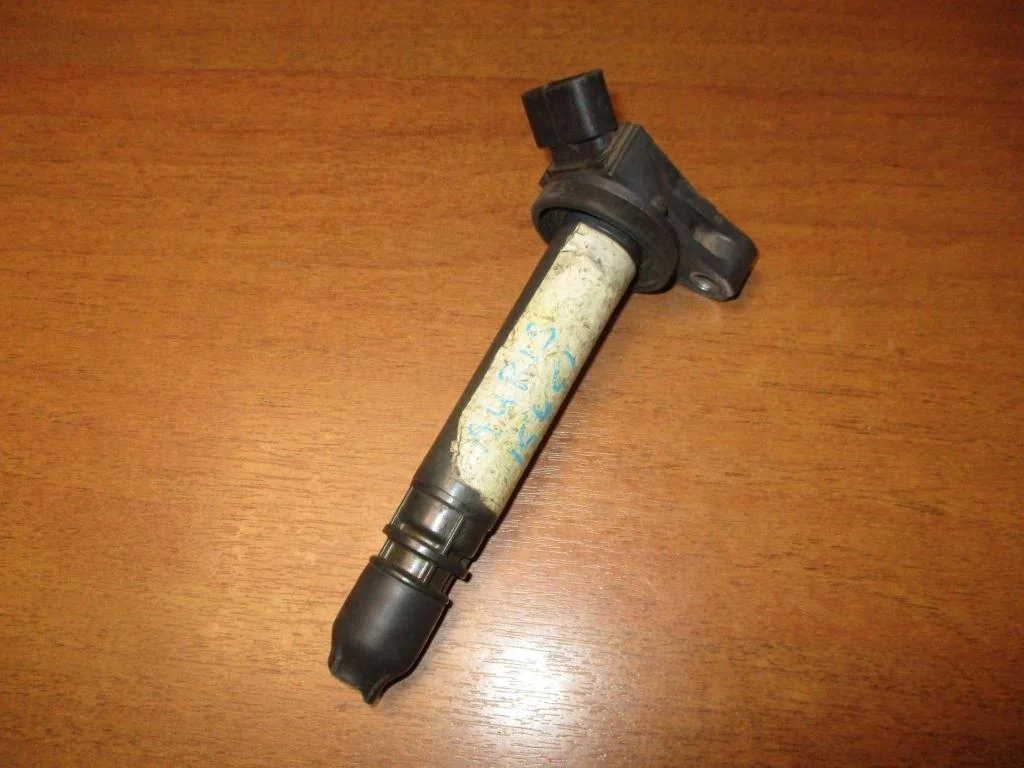 Катушка зажигания Toyota Auris 2007 E150