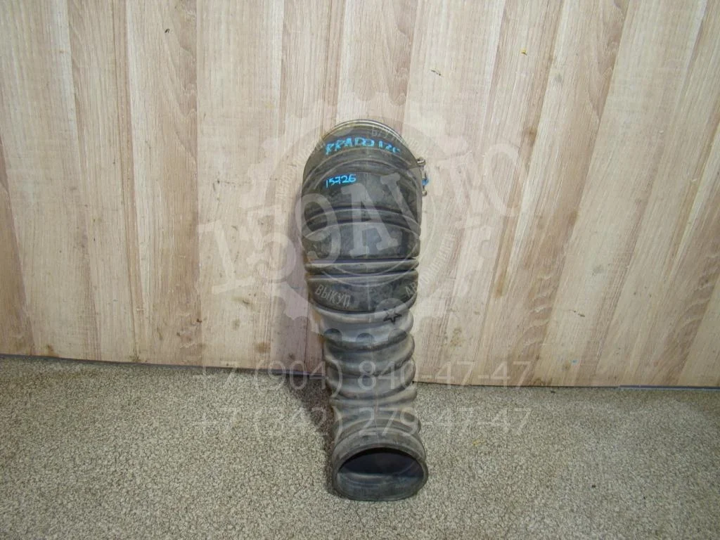 Патрубок воздушного фильтра Toyota Land Cruiser Prado J120