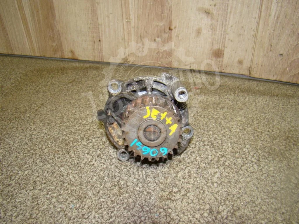 Помпа Volkswagen Jetta 2009 A5