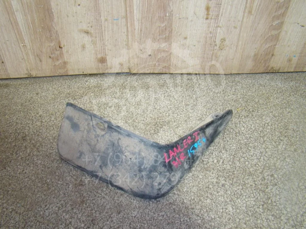 Брызговик задний правый Mitsubishi Lancer 10 CY