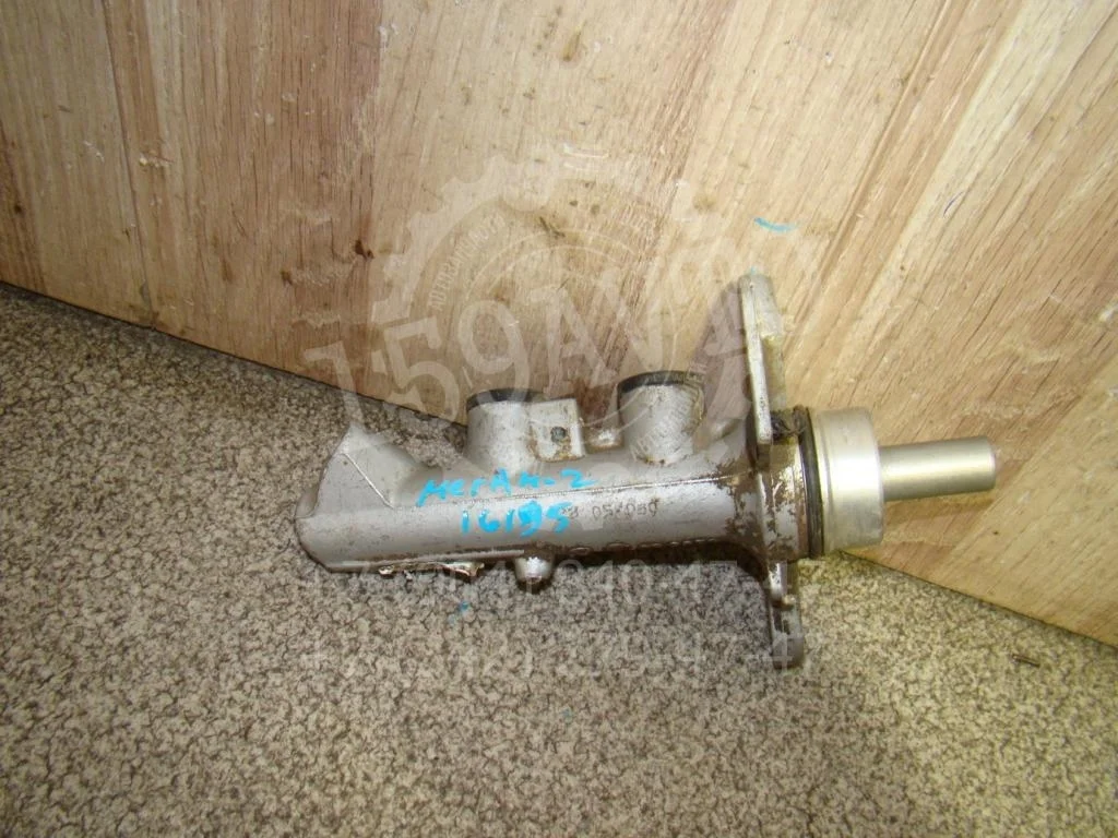 Цилиндр тормозной главный Renault Megane 2