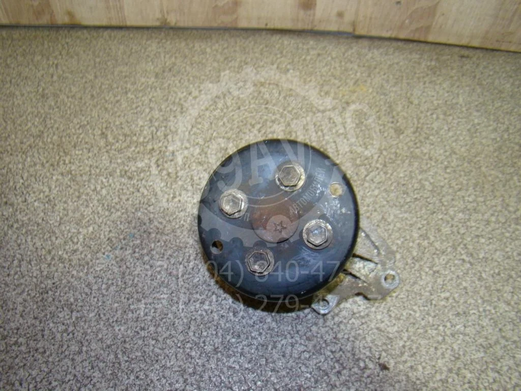 Помпа Volvo XC70 2