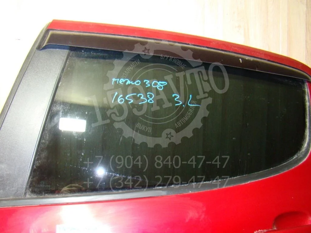 Стекло двери задней левой Peugeot 308 2008 T7