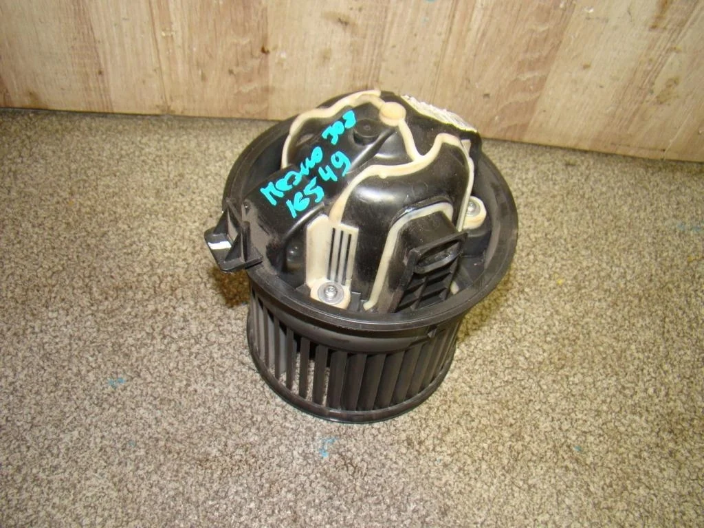 Моторчик печки Peugeot 308 2008 T7