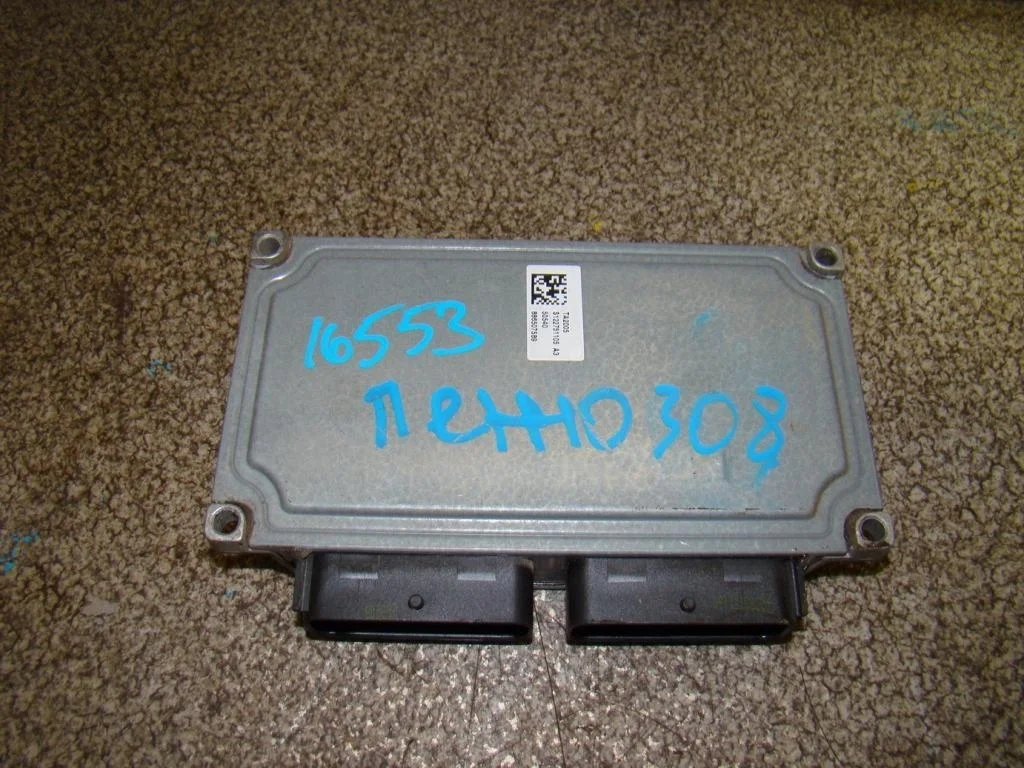 Блок управления акпп Peugeot 308 2008 T7