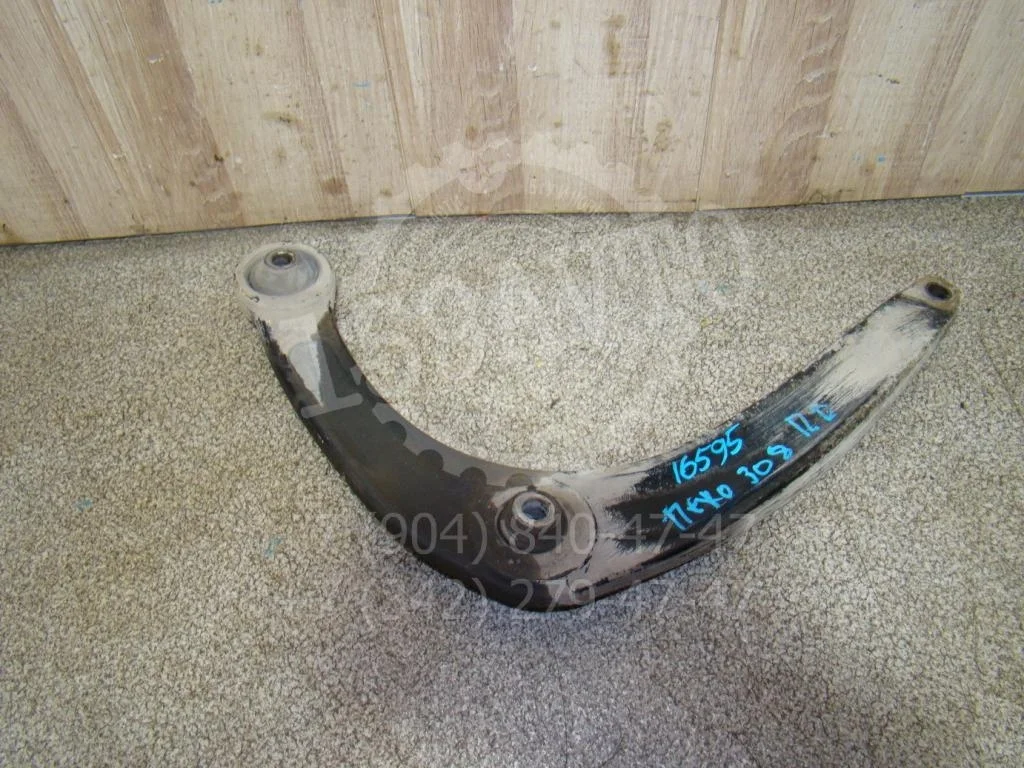 Рычаг передний правый Peugeot 308 2008 T7