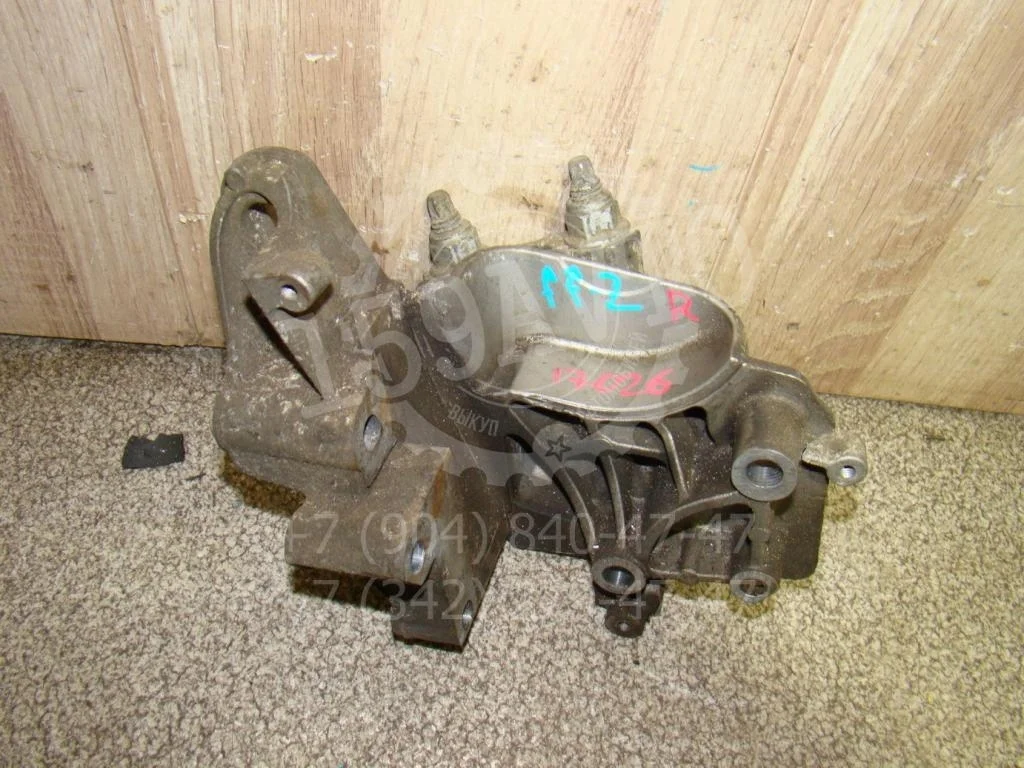 Кронштейн двигателя Ford Focus 2