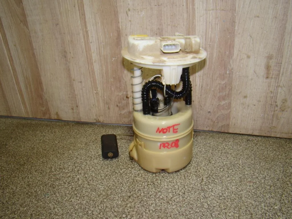 Насос топливный Nissan Note 2008 E11