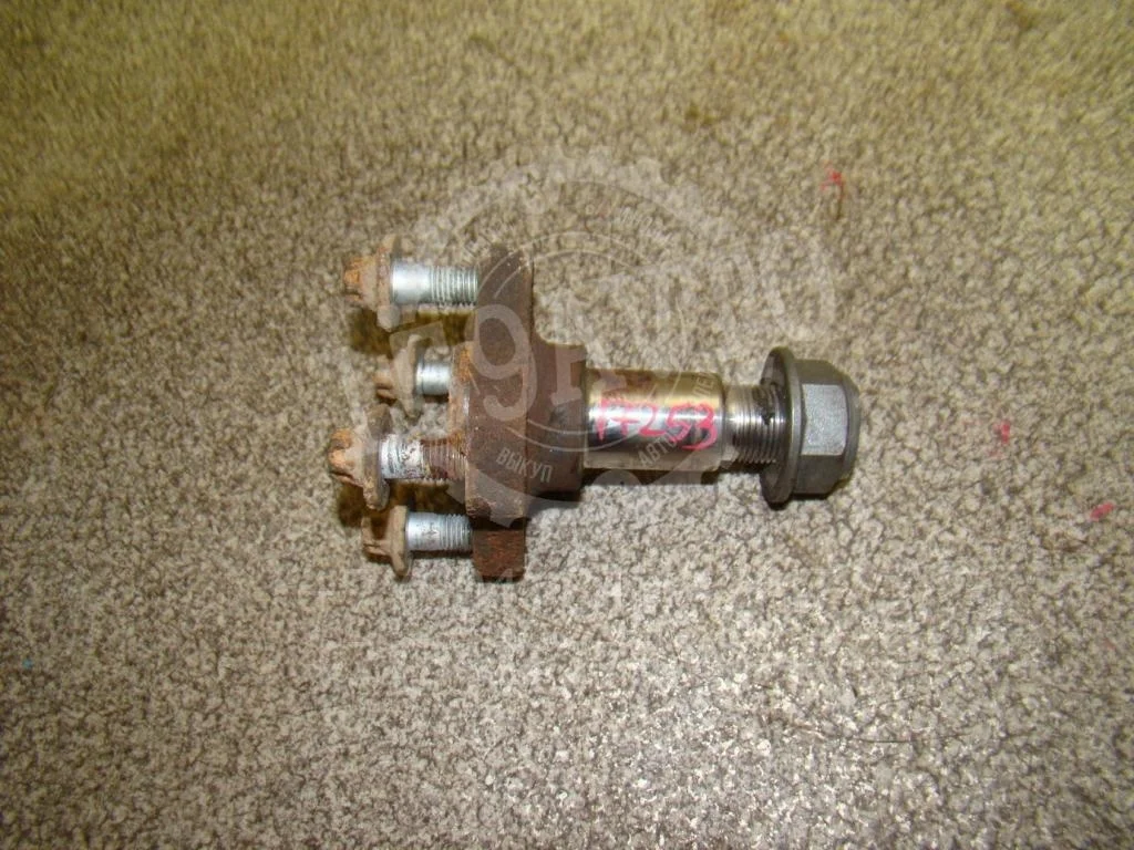 Цапфа Nissan Note 2008 E11