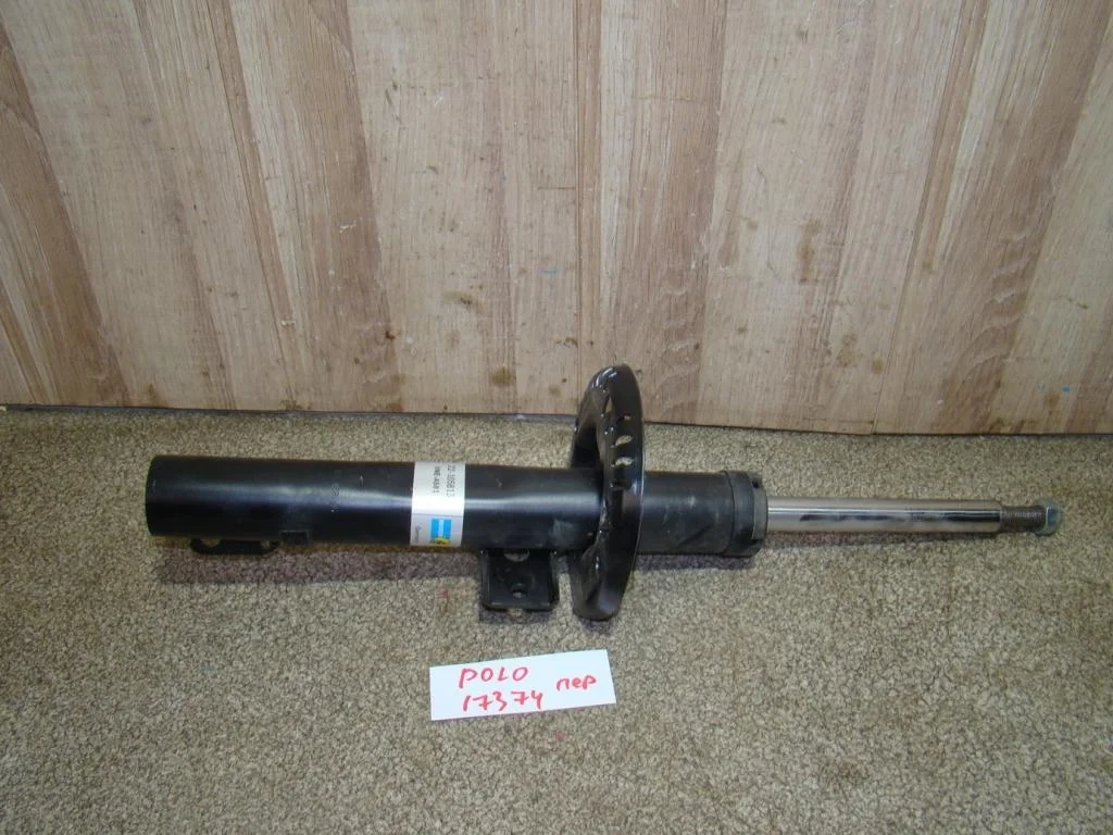 Амортизатор передний Audi A3 8P