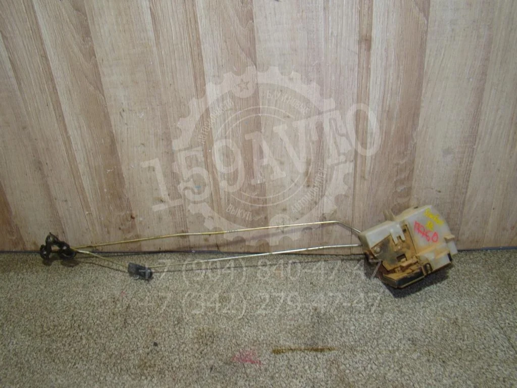 Замок двери задней левой Renault Symbol 1 2000