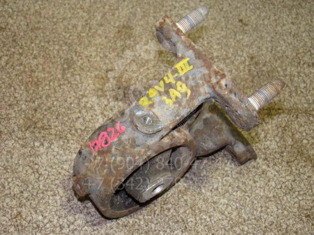 Опора двигателя задняя Toyota RAV4 A30