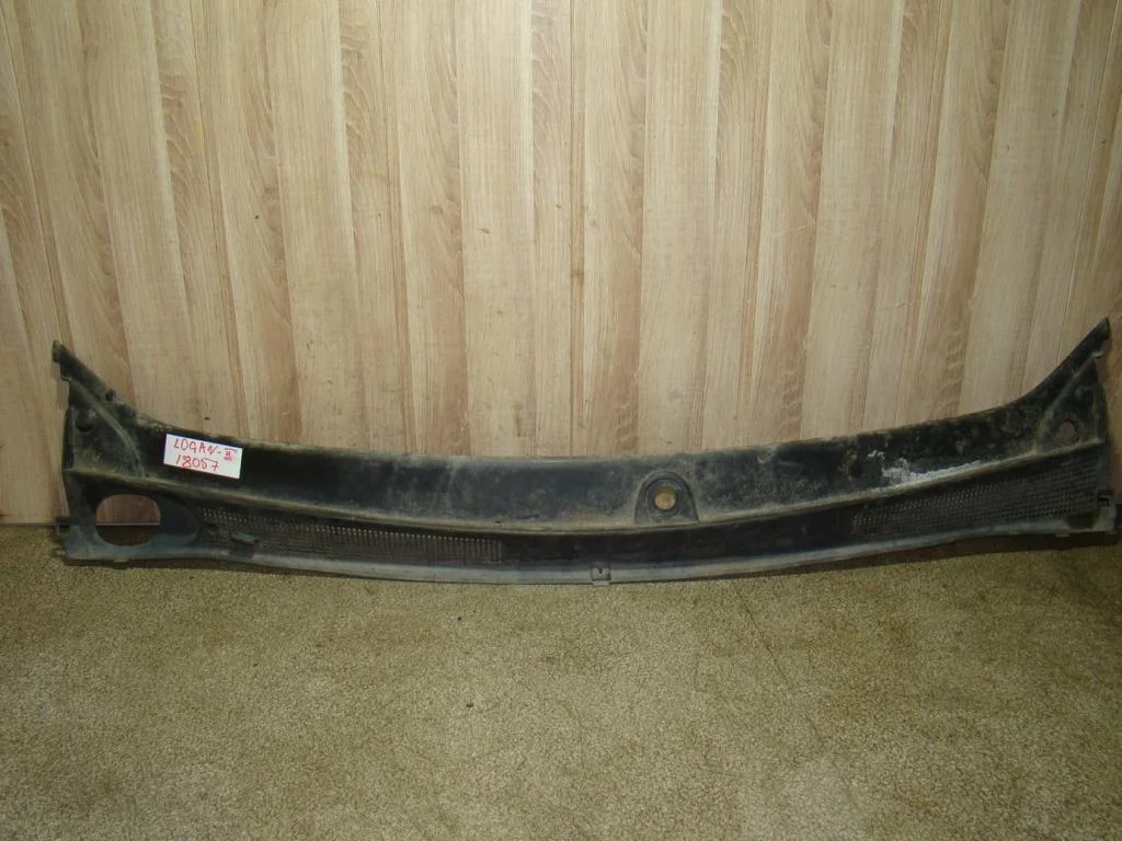 Решетка стеклоочистителя Renault Logan 2 2016 L52