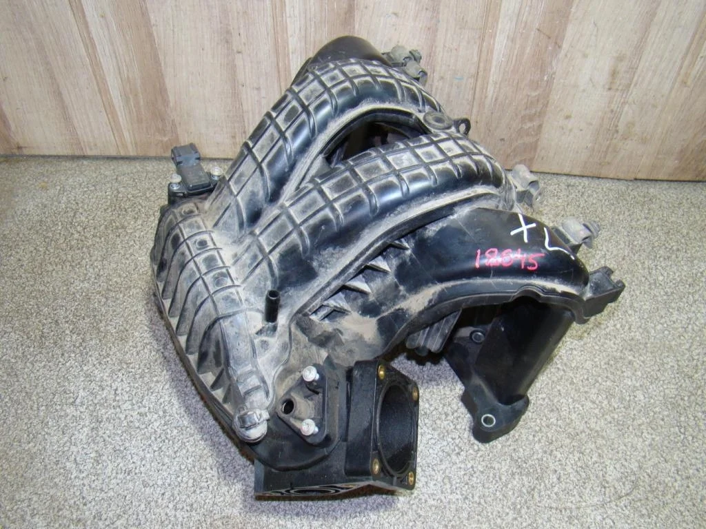 Коллектор впускной Mitsubishi Outlander 2 CW