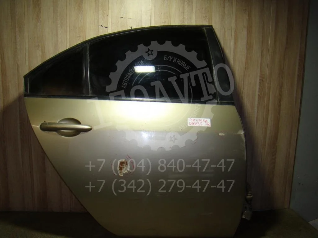 Дверь задняя правая Nissan Primera P12
