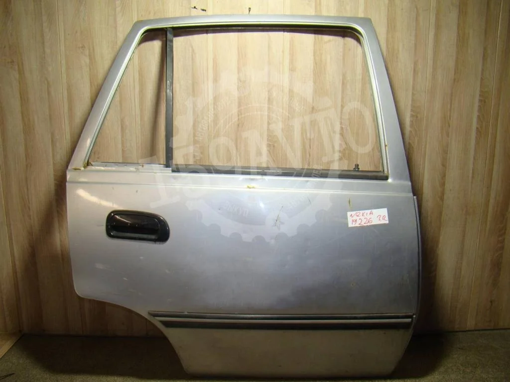Дверь задняя правая Daewoo Nexia N100, N150