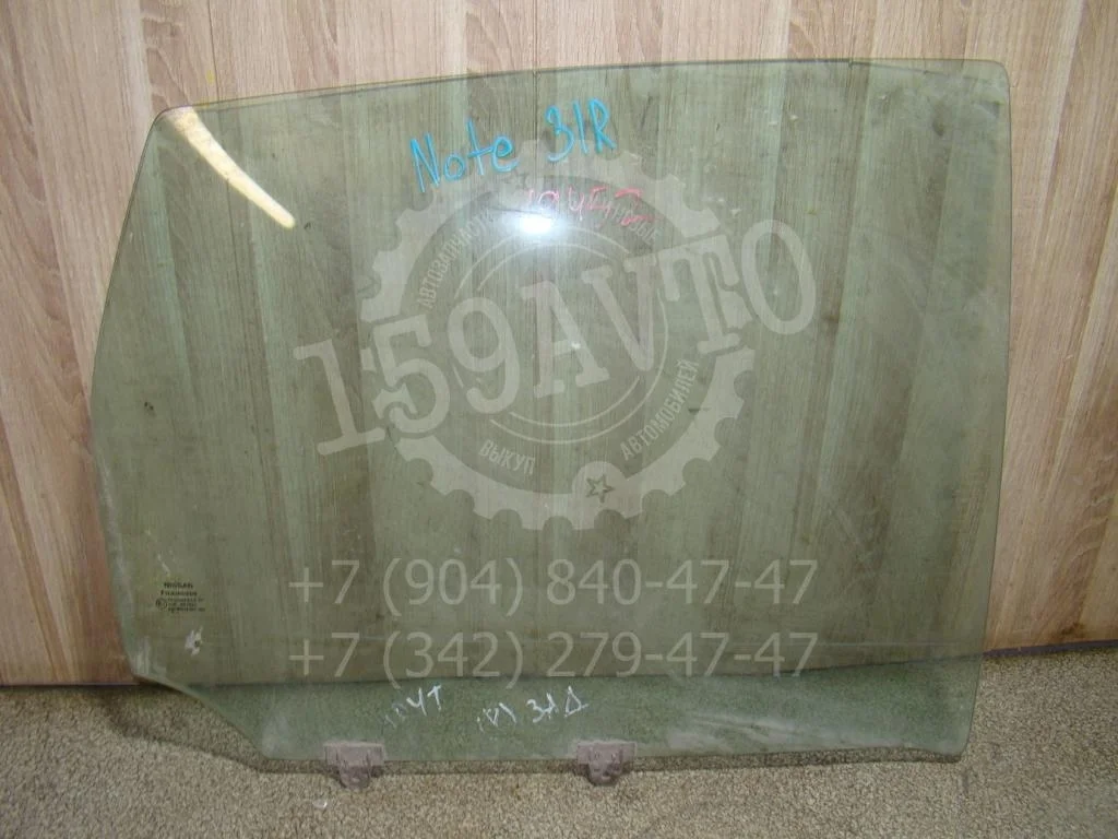 Стекло двери задней правой Nissan Note E11