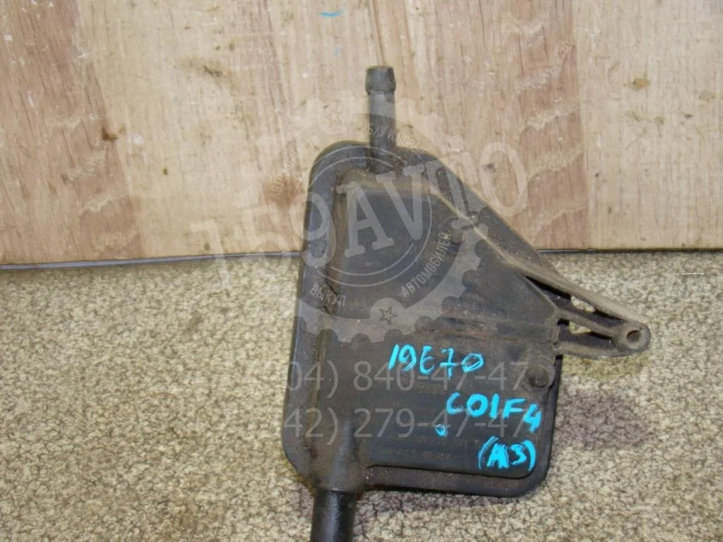 Бачок гидроусилителя Volkswagen Golf 4