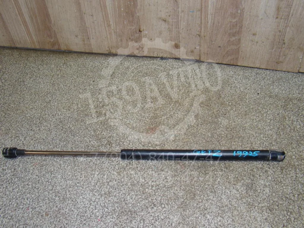 Амортизатор двери багажника Hyundai Getz TB