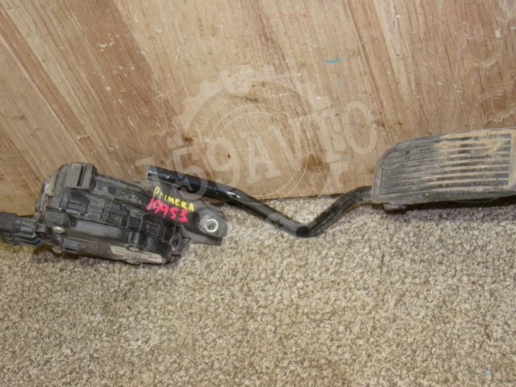 Педаль газа Nissan Primera P12