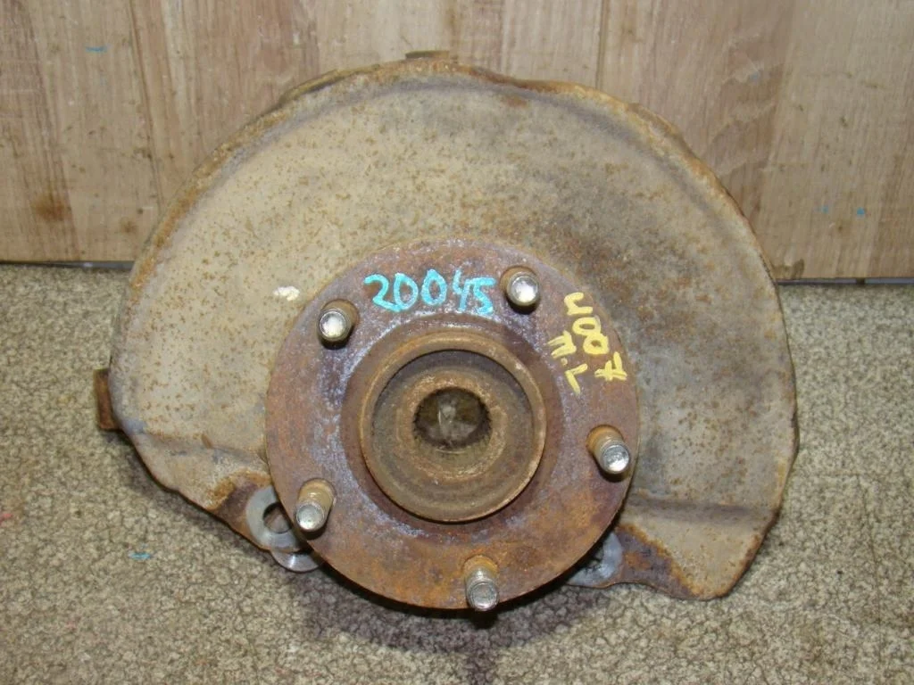 Кулак поворотный передний левый Peugeot 4007 2008