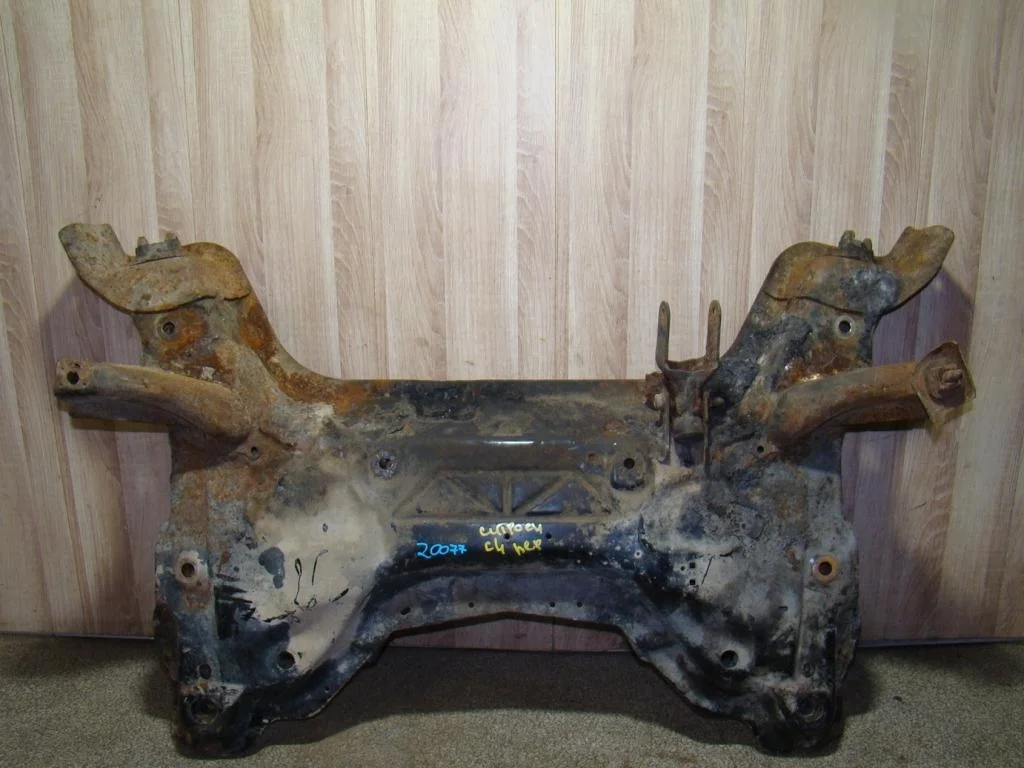 Подрамник Citroen C4 LC