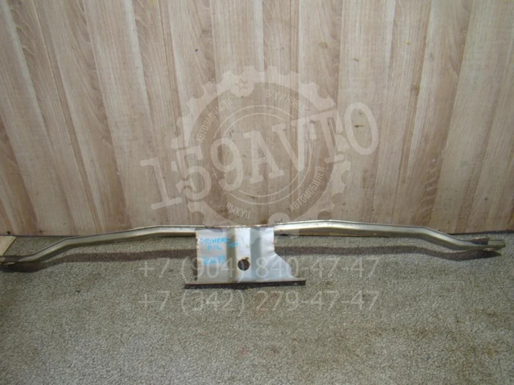 Усилитель переднего бампера Nissan Primera P12