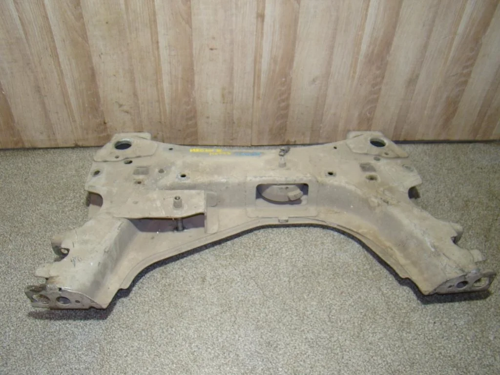 Подрамник Renault Megane 2