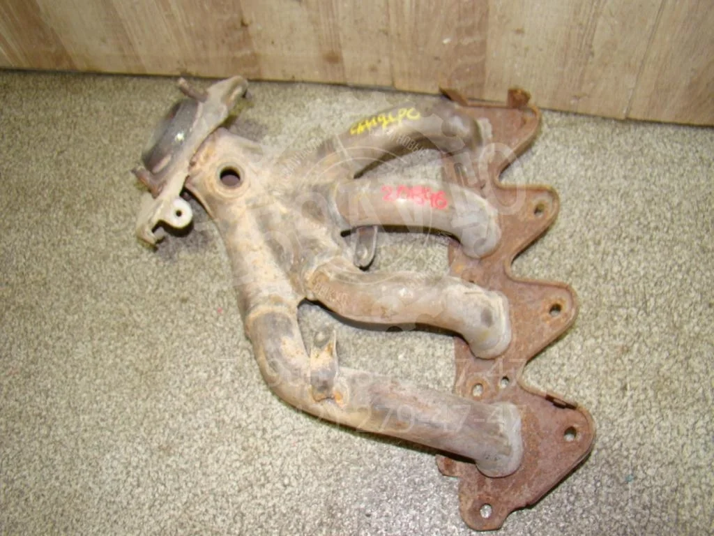 Коллектор выпускной Renault Sandero 1 BS