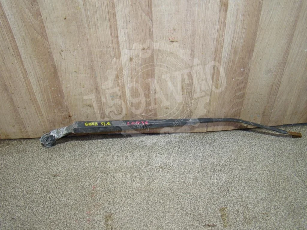 Поводок стеклоочистителя передний правый Hyundai Getz TB